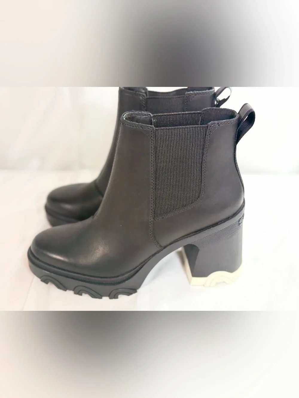 Women’s Black Chunky Chelsea Heel Boot
